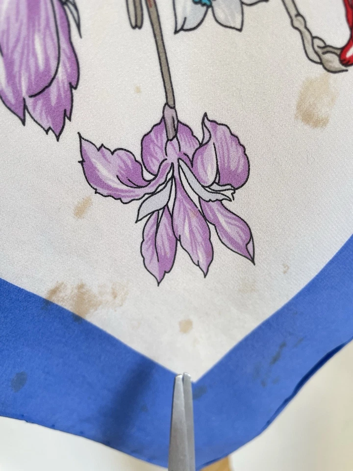 Y9# Gucci Bufanda Floral de Seda Italia Borde Azul Flores Mariposas Flora De Colección Foto 3 de 4