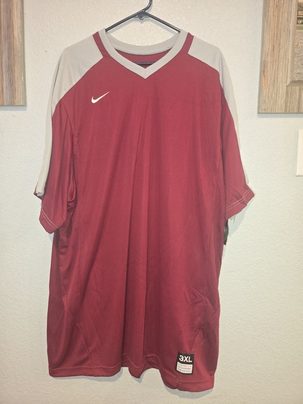 Nike Team Player Shirt Mens 3XL Maroon Pullover Crew Swoosh Logo Dri-Fit