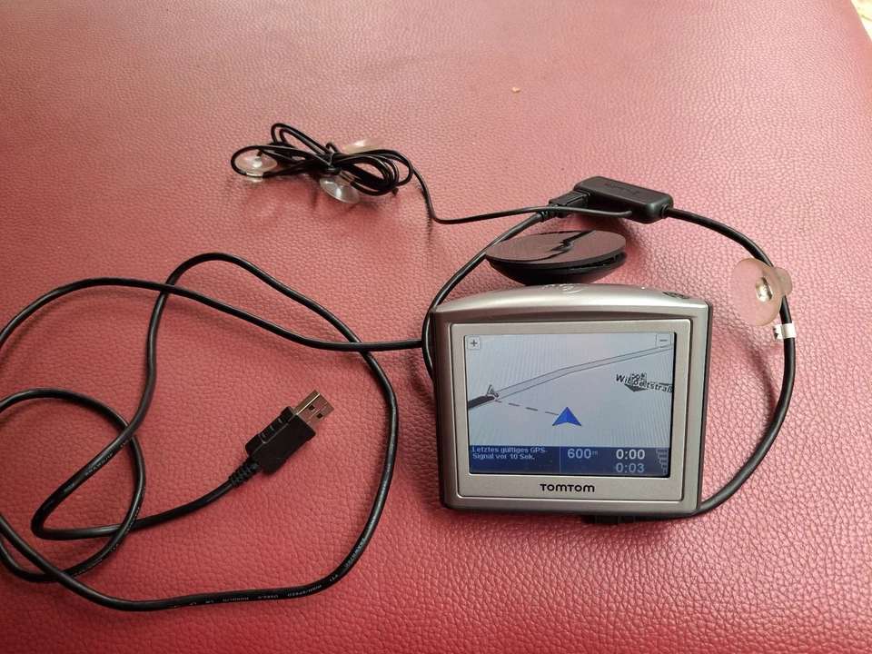 TomTom one, mit TomTom-Antenne für Verkehrsinfos, leicht defekt, für Bastler - Bild 2 von 4