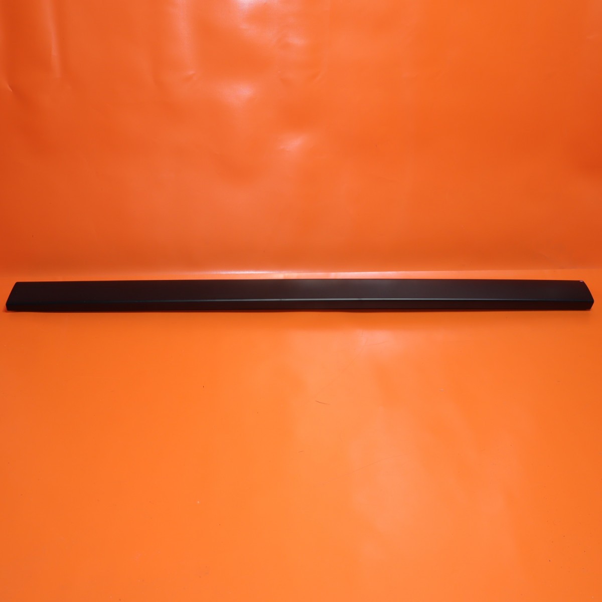 ROLLS ROYCE CULLINAN DOOR MOLDING RIGHT FRONT 2021 2022 2023 51137448586