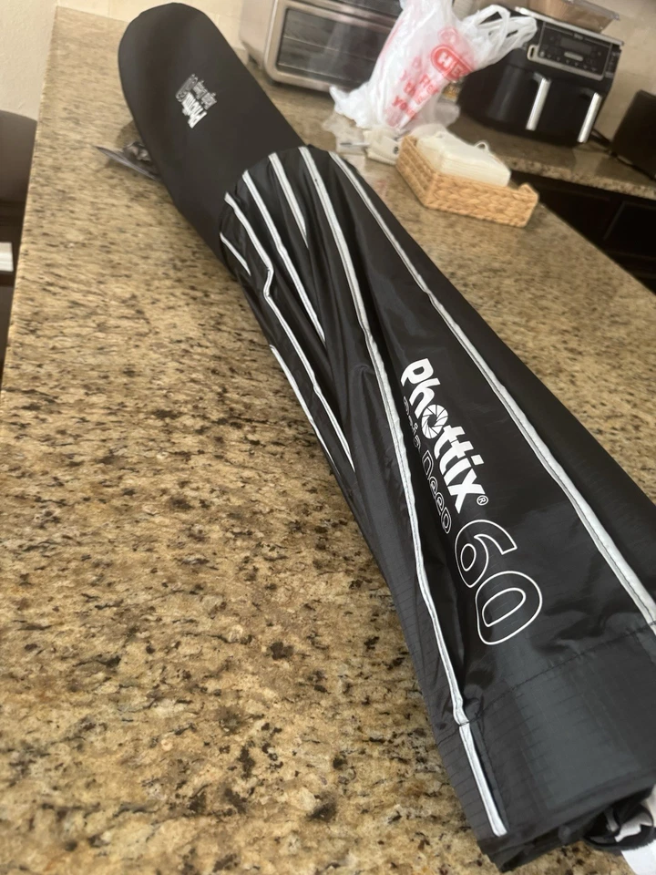 Godox AD300Pro All-in-One + Soft box !! - Image 4 of 4