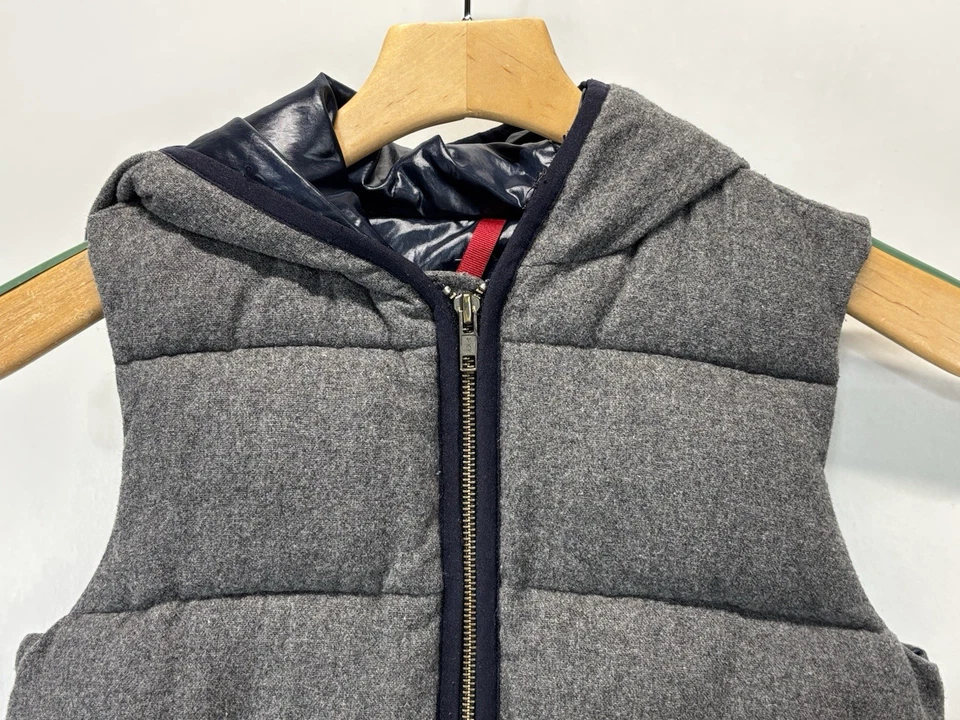 Chaleco acolchado Gap Kids mezcla de lana talla pequeña 6 7 gris azul marino cremallera completa cálido Foto 2 de 4