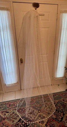 Vintage Chapel Length (86") Wedding Veil with Blusher (27"), White