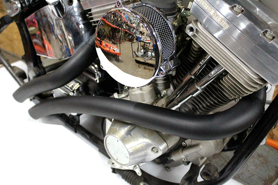 Juego de tubos de arrastre de radio curvo de 2 pulgadas negro para Harley Davidson Foto 3 de 4