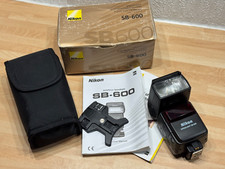 Nikon Speedlight SB-600 Shoe Mount Flash boxed with case/ instructions
