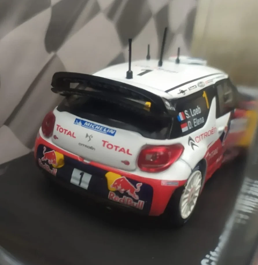 Citroën DS3 WRC 2012 Sebastian Loeb - Elena Raro Rally Diecast Car 1:43+Revista Foto 4 de 4