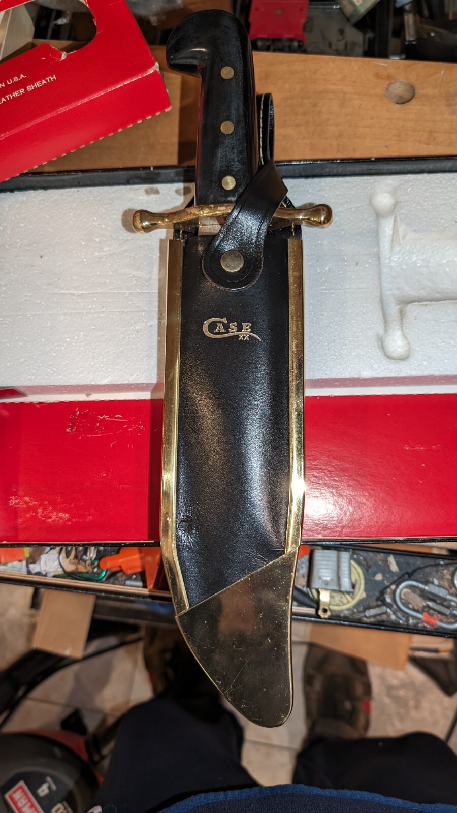 CASE XX Bowie Knife Bowie Hunter Survival Knife and Scabbard w