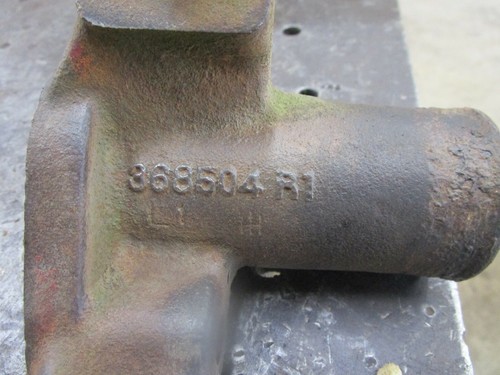 International 460 U Thermostat Housing Water Pipe 368504R1 Antique Tractor - Picture 6 of 8