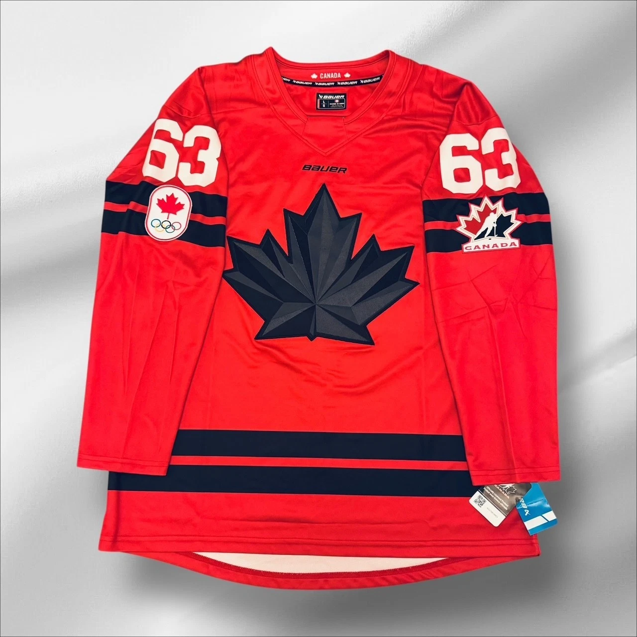 BRAD MARCHAND TEAM CANADA 2026 OLYMPIC RED JERSEY SIZE LARGE BRAND NEW BAUER!!