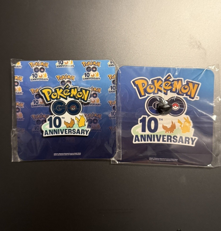 1 Pokemon Go 10th Anniversary Label Pin Pikachu Eevee 2026 Brand New
