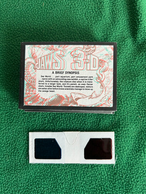 JAWS 3D Topps Trading Cards, Complete Set with 3D glasses, 1983