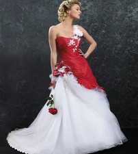 Ruched White And Red Wedding Dress A Line Corset Bridal Gowns 3D Floral Vintage