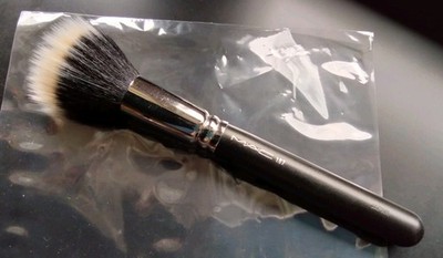 MAC# Make up Pinsel # No 187 # Round Foundation Brush # NEU