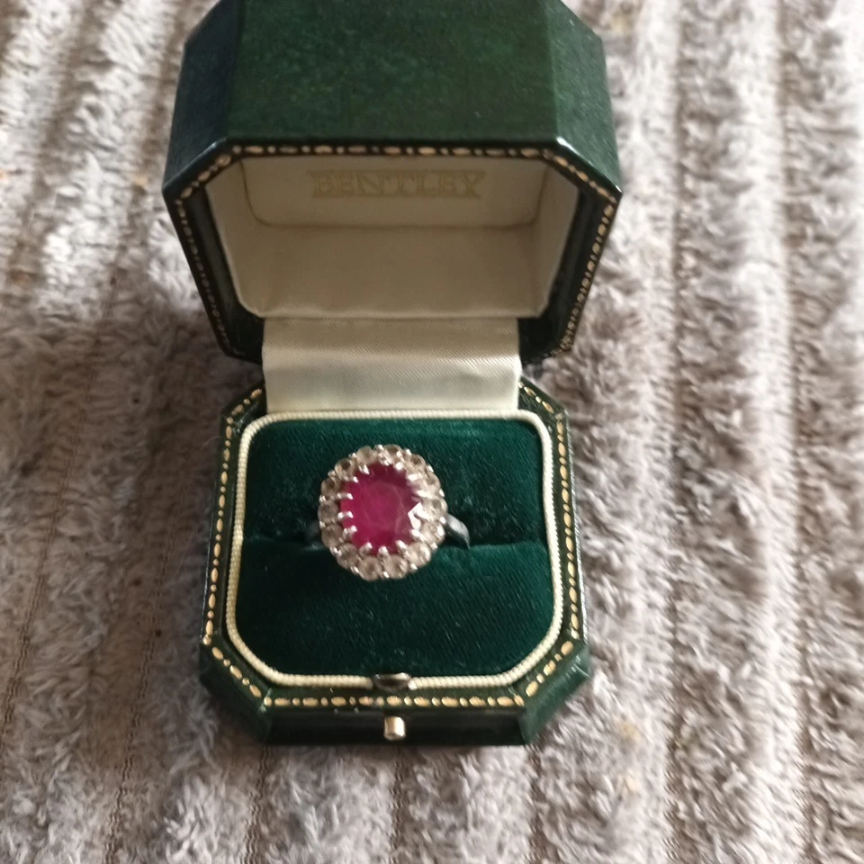 Sterling Silver 925 Ring With Ruby - Image 3 of 3