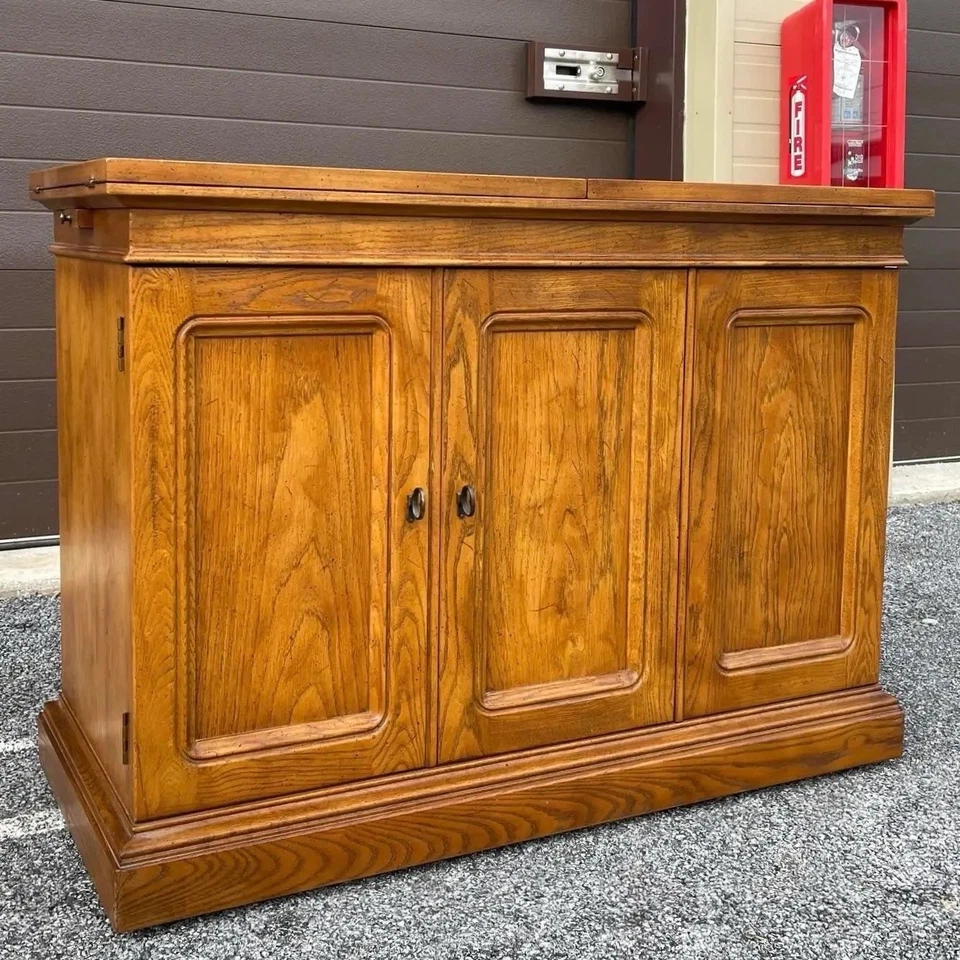 Vintage Henredon Artefacts Tradicional Carvalho Rolling Flip Top Servidor ou Carrinho de Bar - Imagem 2 de 4