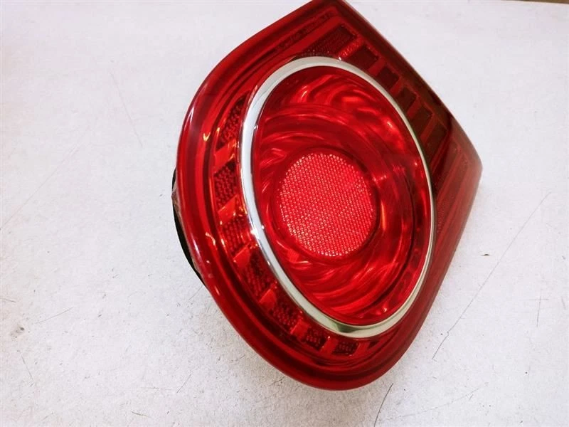 2004 2005 2006 KIA AMANTI ПАССАЖИРСКИЙ ПРАВЫЙ ВНУТРЕННИЙ ЗАДНИЙ ФОНАРЬ ЗАДНИЙ ФОНАРЬ OEM - Изображение 2 из 4