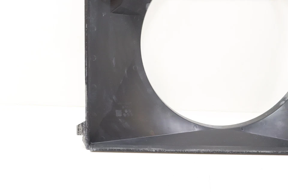 2016 - 2023 TOYOTA TACOMA 2,7 Л ДВИГАТЕЛЬ РАДИАТОР ОХЛАЖДЕНИЯ ВЕНТИЛЯТОР КОЖУХ OEM 167110C290 - Изображение 2 из 4