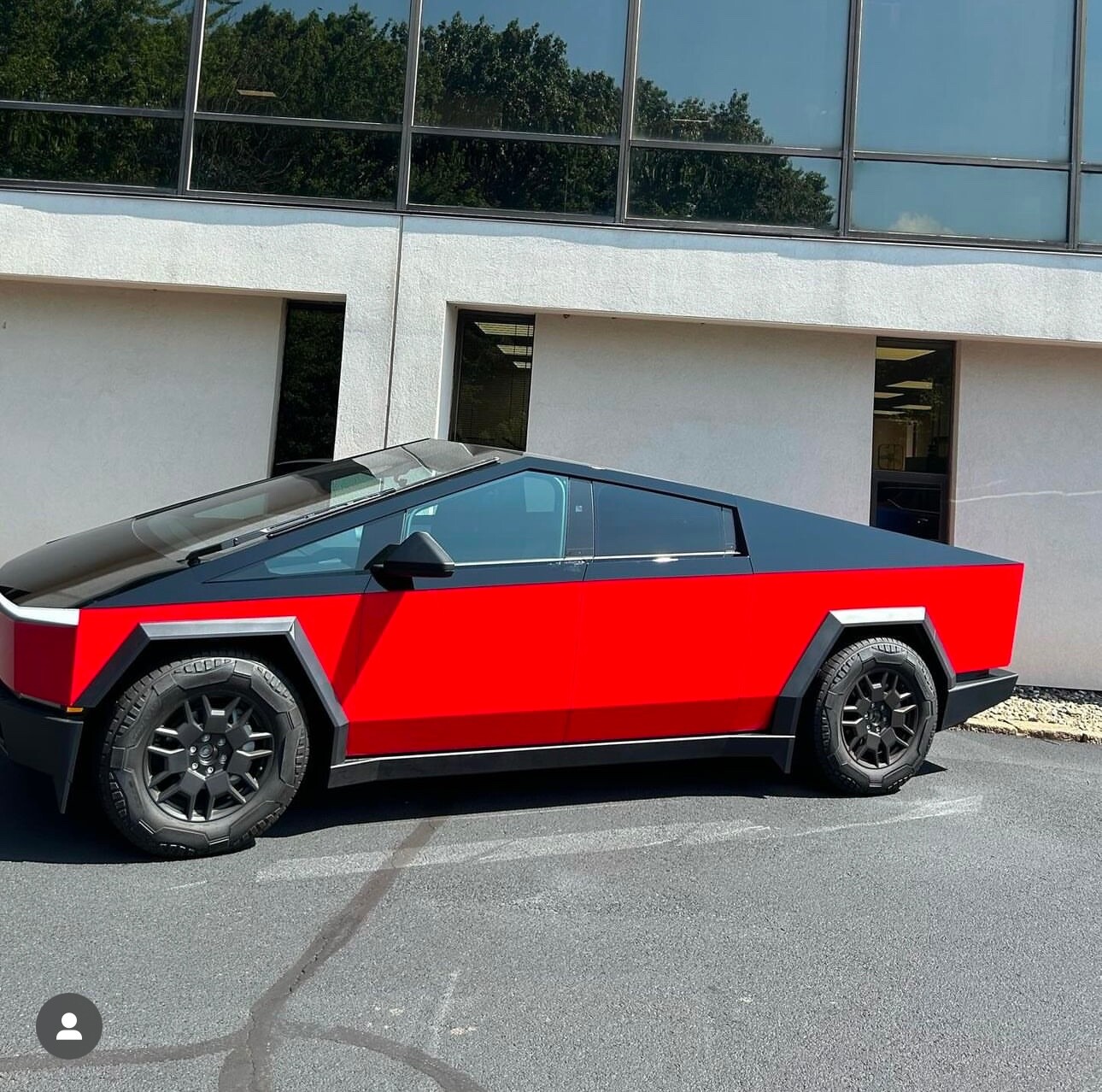 TWO TONE Cybertruck DIY PPF Paint Protection Film Wrap Gloss Black / Ferrari Red