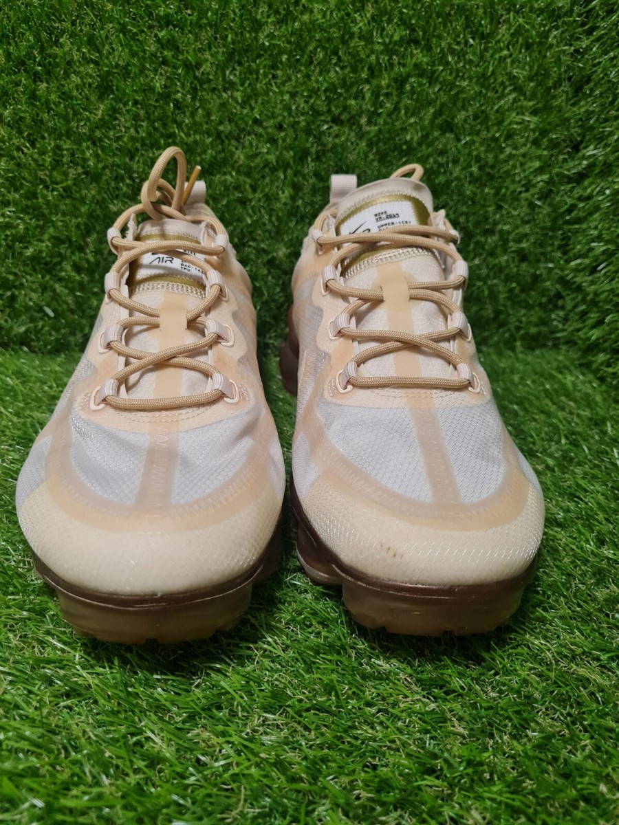 Size 10.5 - Nike Air VaporMax 2019 White Gold W for sale