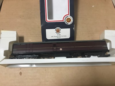 BACHMANN 34-654  Pack/Postwagen NEU + OVP