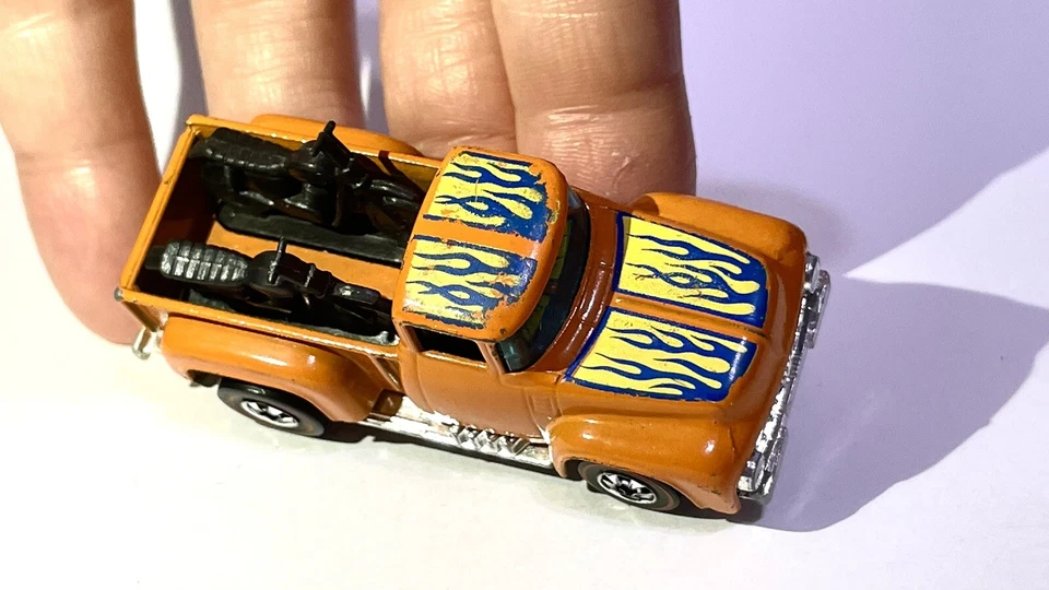 1973 Hot Wheels Redline Flying Colors Hi Tail Hauler Ford Pickup TOUGH 😎 - Image 2 of 4