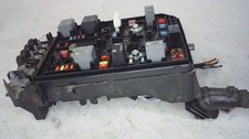 16-18 Chevrolet Cruze Engine Bay Fuse Box Relay Block Under Hood 39049710 GM