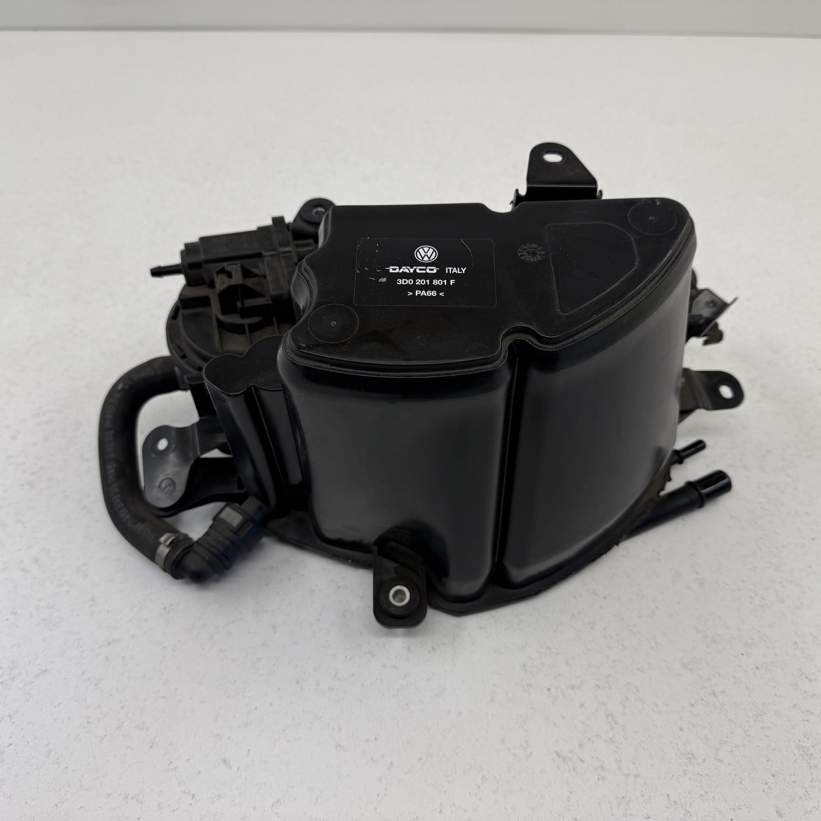 Bentley Flying Spur 2014-2018 Fuel vapor filter Charcoal