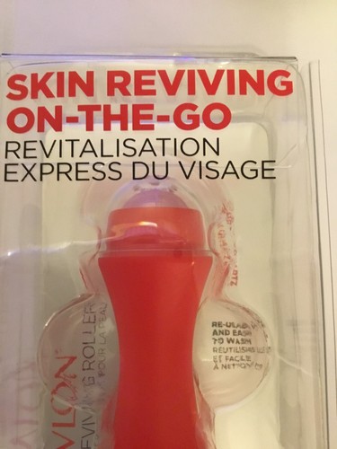 Revlon Skin Reviving Roller with Rose Quartz for All-Day Facial Reviving & - Picture 2 of 6