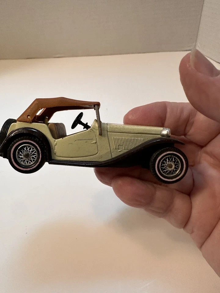 1977 MATCHBOX MODELS OF YESTERYEAR 1:35 SCALE Y-8 BROWN/CREAM 1945 MG TC - Image 2 of 4