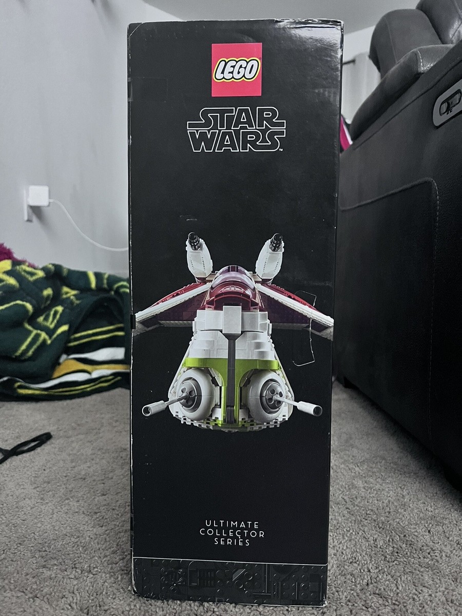 Misa Republic Gunship Midi Scale - Alternate Build of 75362 Ahsoka