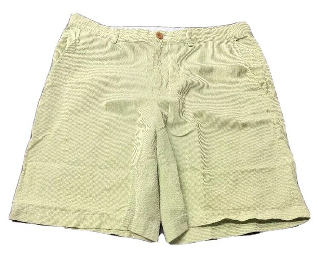 vineyard vine golf shorts