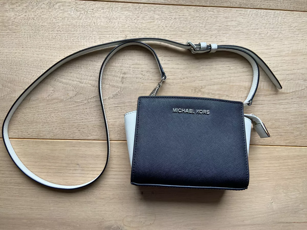 Michael Kors Black Leather Small Selma crossbody bag