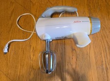 Sunbeam Mixmaster Mixer 12 Speed Vintage Model 2397 Sunbeam Mixmaster Mixer 12 Speed Vintage Model 2397