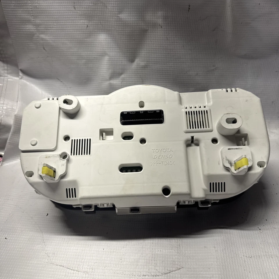 2006-2008 TOYOTA RAV4 SPEEDOMETER INSTRUMENT CLUSTER 83800-42C30 OEM - Image 3 of 3