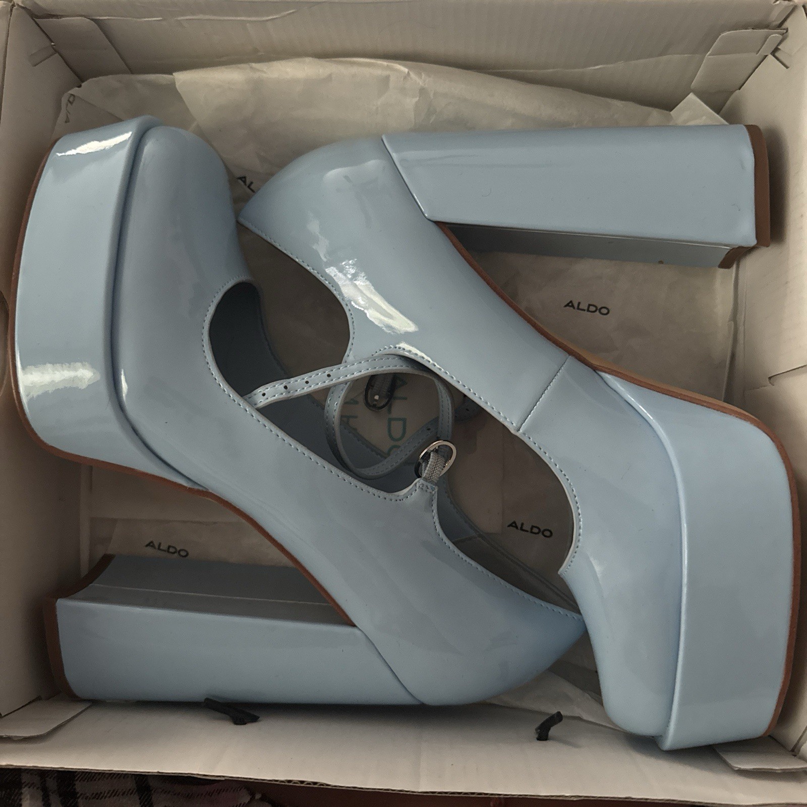 Aldo Women's Light Blue Patent Leather Platform Block Heel Strappy Shoes Size 9