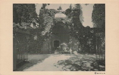 Tomb of General Washington in Mount Vernon, Virginia Vtg Postcard I48