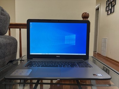 Dell Inspiron 17 5000 17'' i7-7500U 16GB 2TB HDD Radeon Win10 Gray