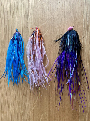 3x Aqua Flies Intruder Fliegen 