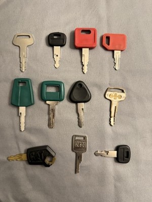 Key Lot 24 Mix Of Heavy Equipment, Cars, Keying Tool And Random