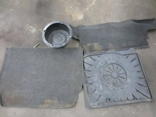 Teppich Verkleidung Mercedes W201 W 201 190 Kofferraum 2016800142 2016940125