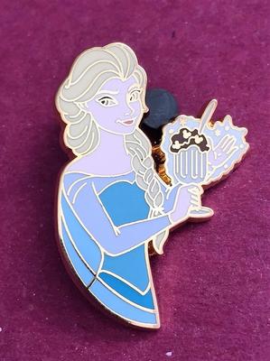 ⚫︎新品⚫︎SUNDINISTA EXPERIENCE / FOR FROZEN Disney DSF DSSH Elsa from Frozen Pin Trader Sundae GWP LE 750 PTD