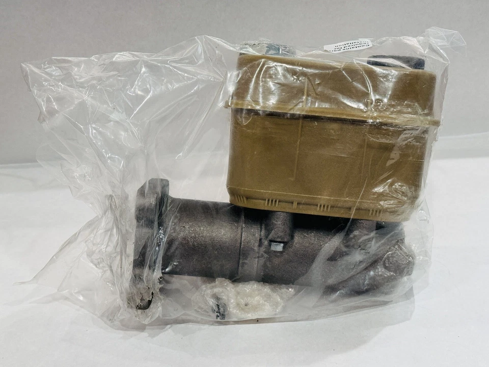 Cilindro maestro de freno ACDelco Gold 18M391540 para Ford/Peterbilt/Kenworth seleccionados Foto 3 de 4