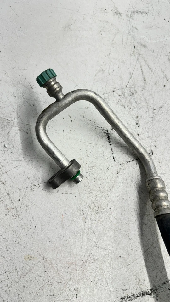 Manguera de aire acondicionado Hyundai Sonata 2011-2014 OEM Foto 4 de 4