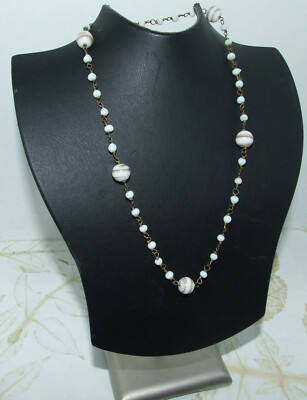 Collier Ancien Perles En Verre Blanc Zébré Paillettes Dorées - Style Planètes Et Agate