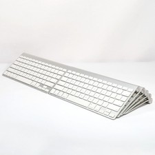  Lot of 10 Apple A1314 Wireless Keyboard Bluetooth w/Batteries