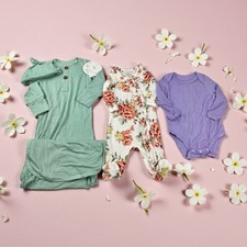 NWT  NWOT Set Of 3 Bamboo Bodysuit, Romper  Sleep Sack NB 0-3 Months