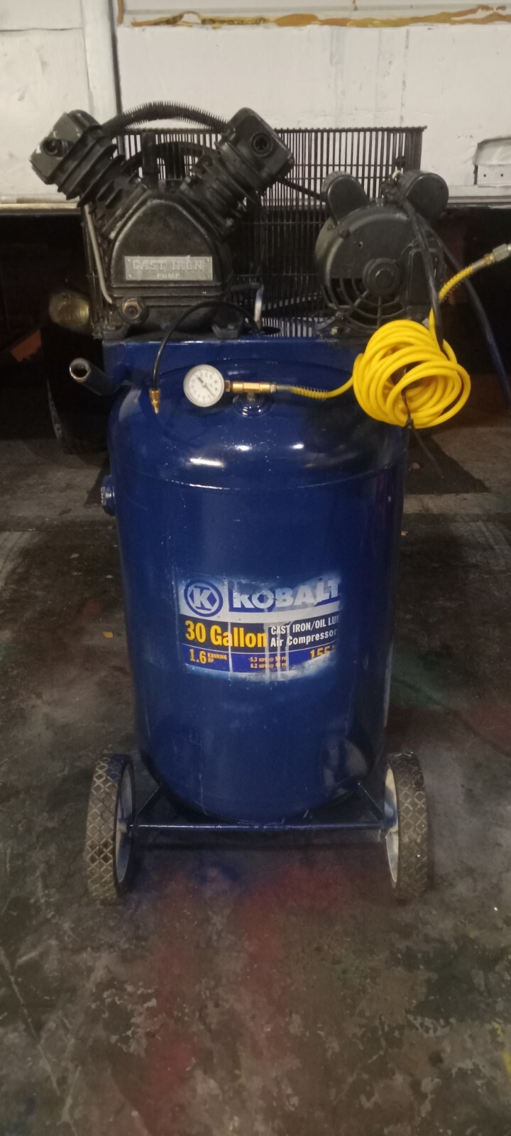 Kobalt 30-Gallon Two Stage Oiled Air Compressor 5HP 240V