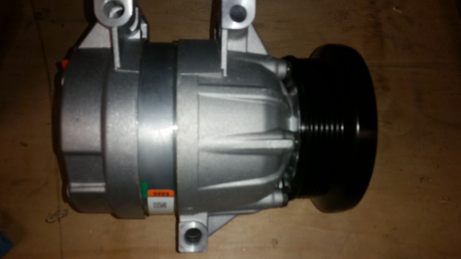 LOTUS ESPRIT V8  AIR CONDITIONING COMPRESSOR 