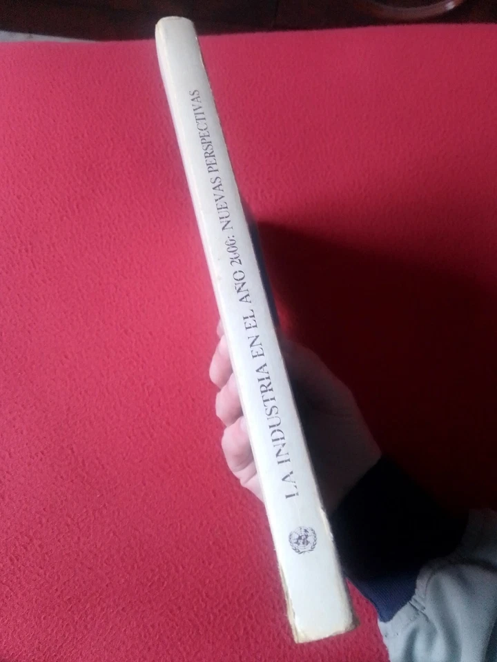 LIBRO 1979 ONU NACIONES UNIDAS LA INDUSTRIA EN EL AÑO 2000: NUEVAS PERSPECTIVAS. - Imagen 4 de 4