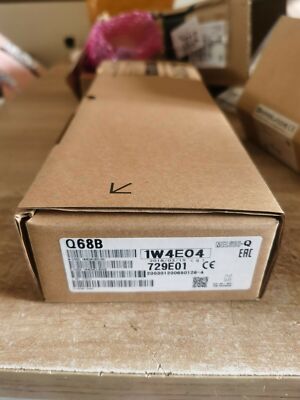 1PC New In Box   PLC Module Q68B Exppedited shipping #F22